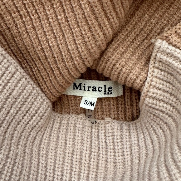 NWOT! Color Block Rib-Knit Cowl Neck Sweater -  Size S - Picture 2 of 2